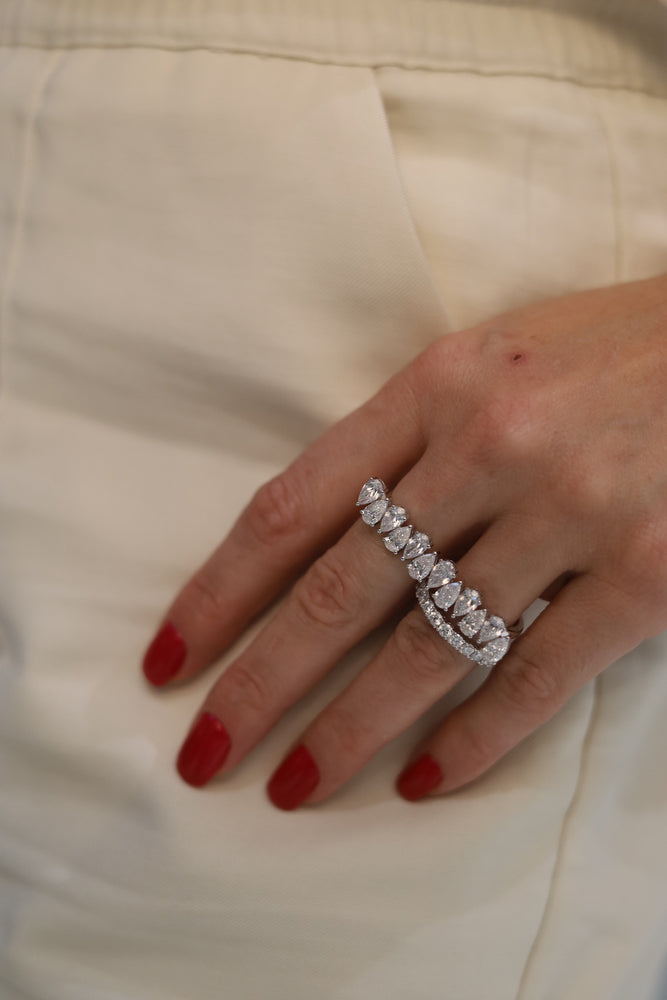 Two Finger Pearshape Diamond Ring